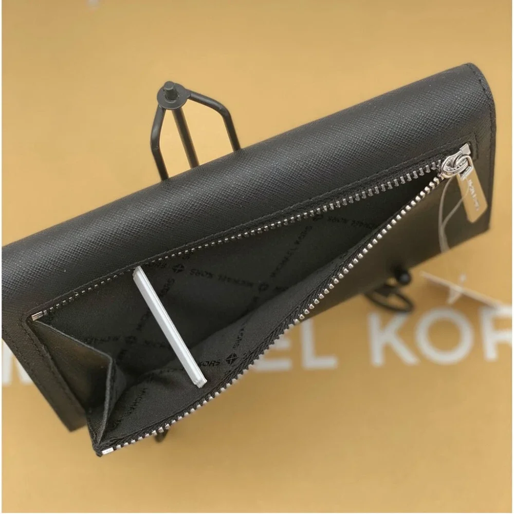 Michael Kors Trifold Wallet Black - Picture 3 of 6